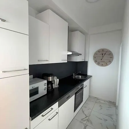 7 Apartment