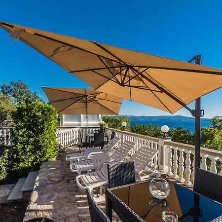 7 * Crikvenica
