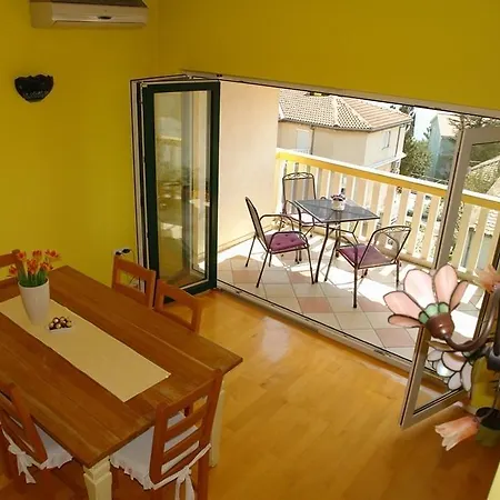 7 * Crikvenica
